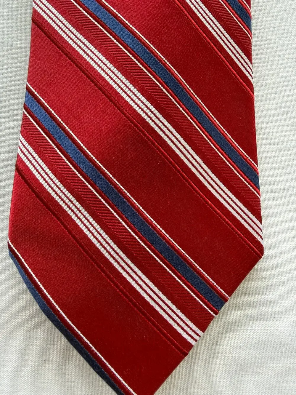 Preppy NWT Michael Kors 100% Silk Red Syrah Striped Classic Necktie Quiet Luxury